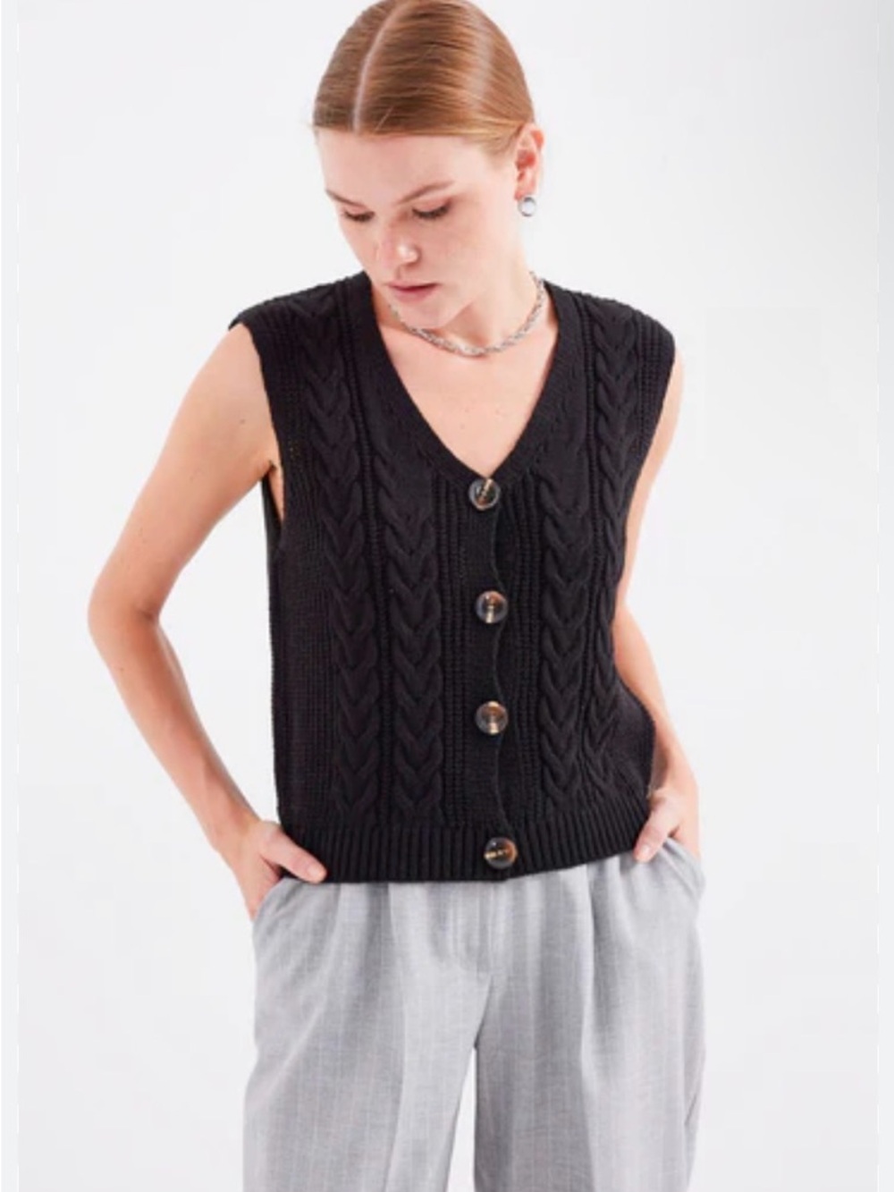 LA Hearts Cable Knit Sweater Vest Black Cropped Button Front Chunky Cozy Size S